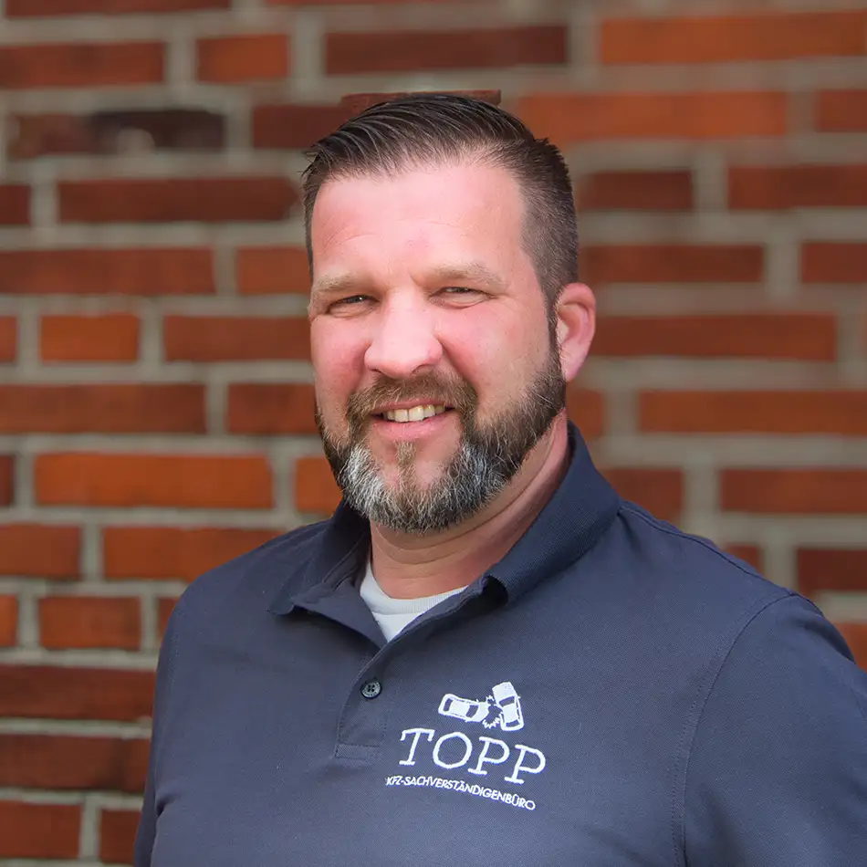 Julian_von_Holt_Sachverstaendigenbuero_Topp_GbR